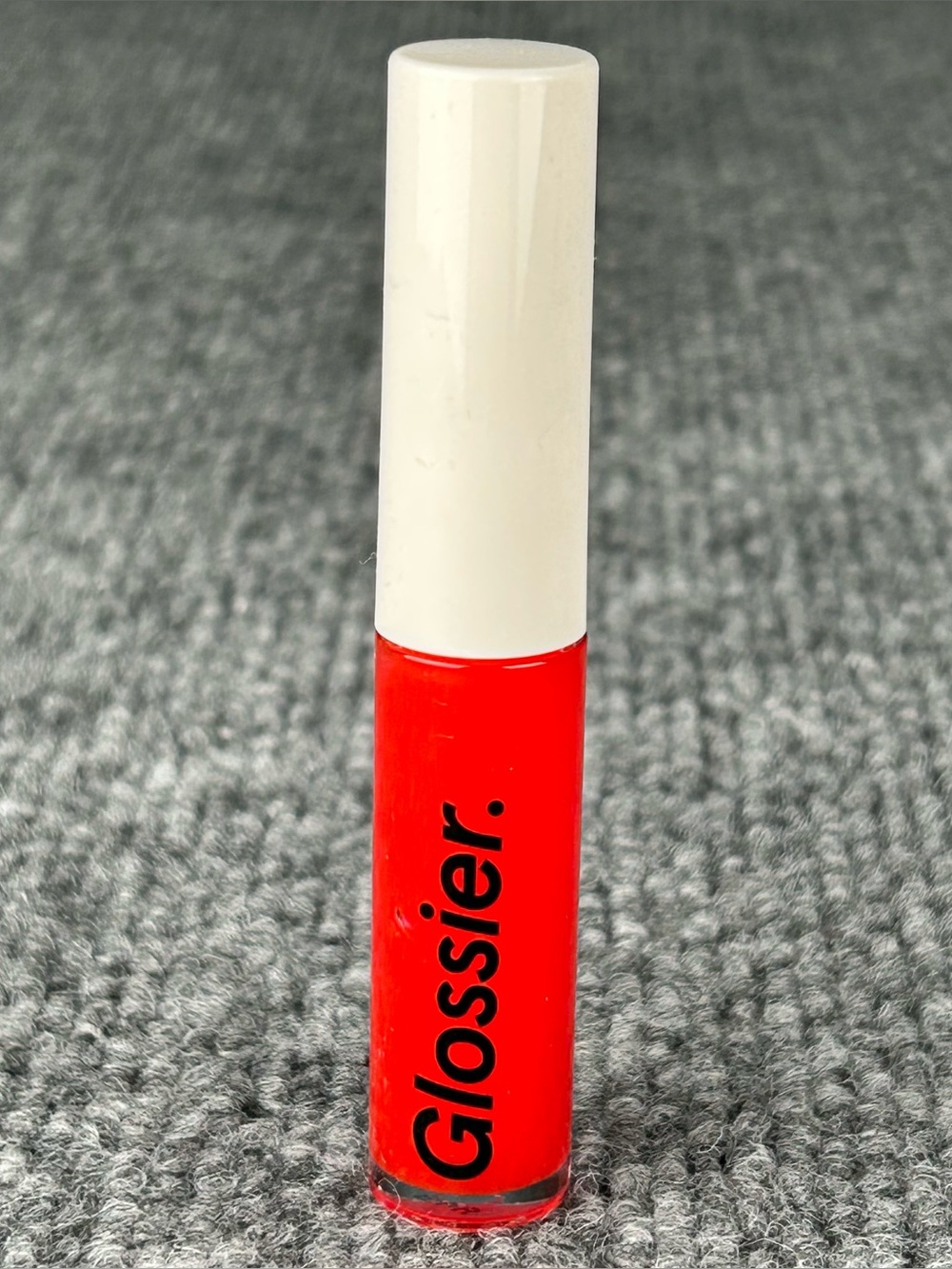 Glossier RED ROUGE Lip Gloss Shine .14oz Full sz NWOB Statement Confident Formal